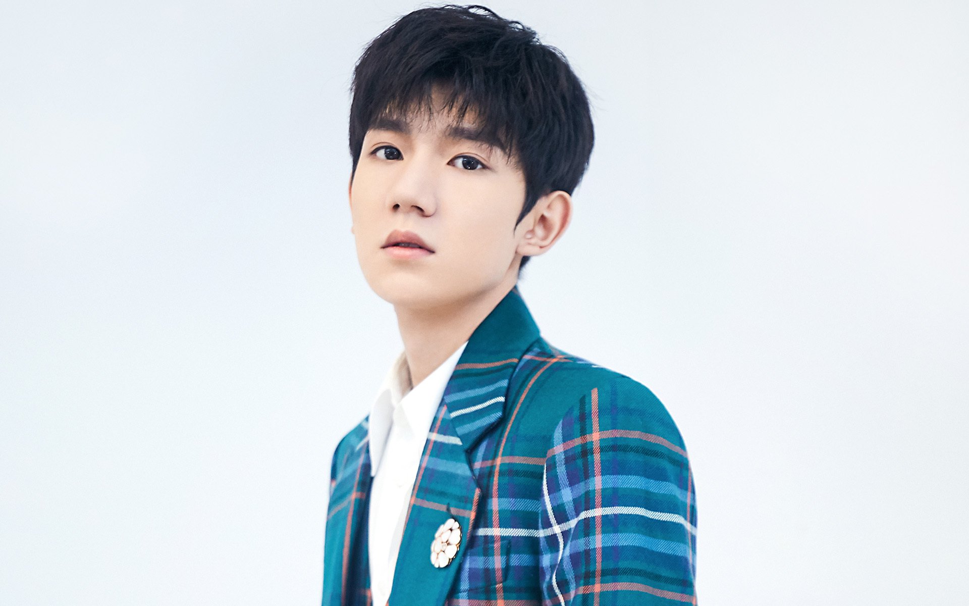 篮球公益慈善赛点燃城市激情,推动青少年体育发展,篮球公益活动宣传