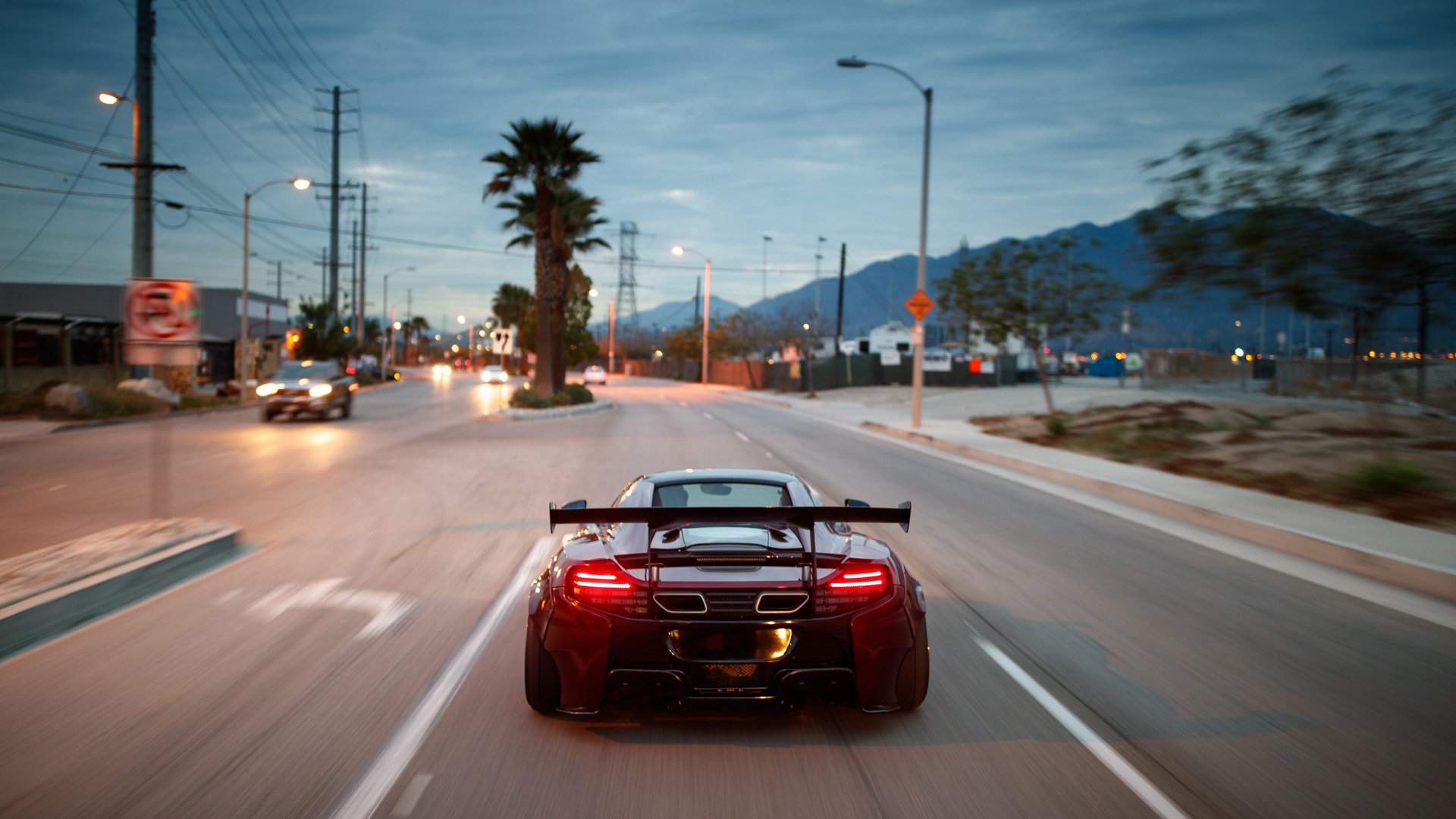 阿贾克斯精妙反击,四强奇迹引人喝彩,阿贾克斯的比赛