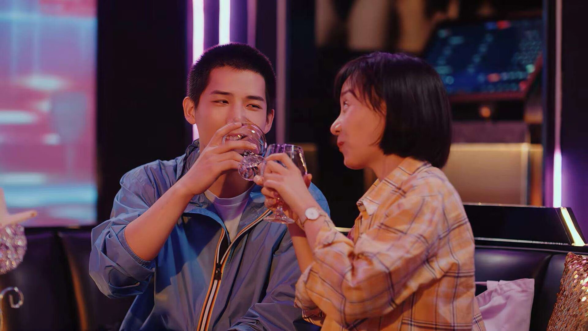 库里训练视频曝光状态回暖，库里训练视频素材